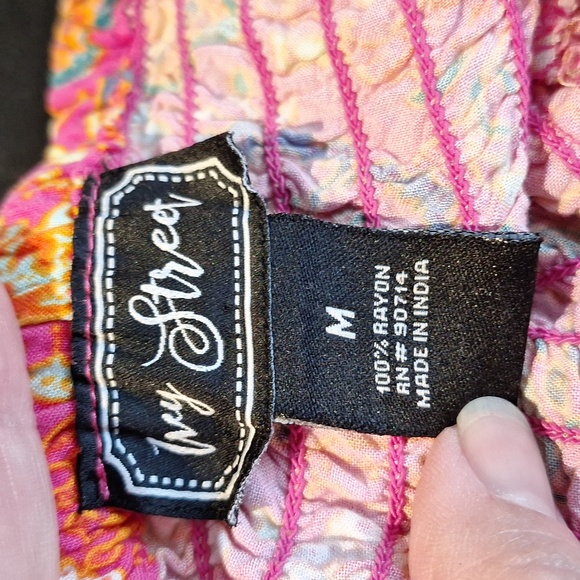 Ivy Street Smocked halter top wide leg pantsuit, size m - Picture 8 of 8